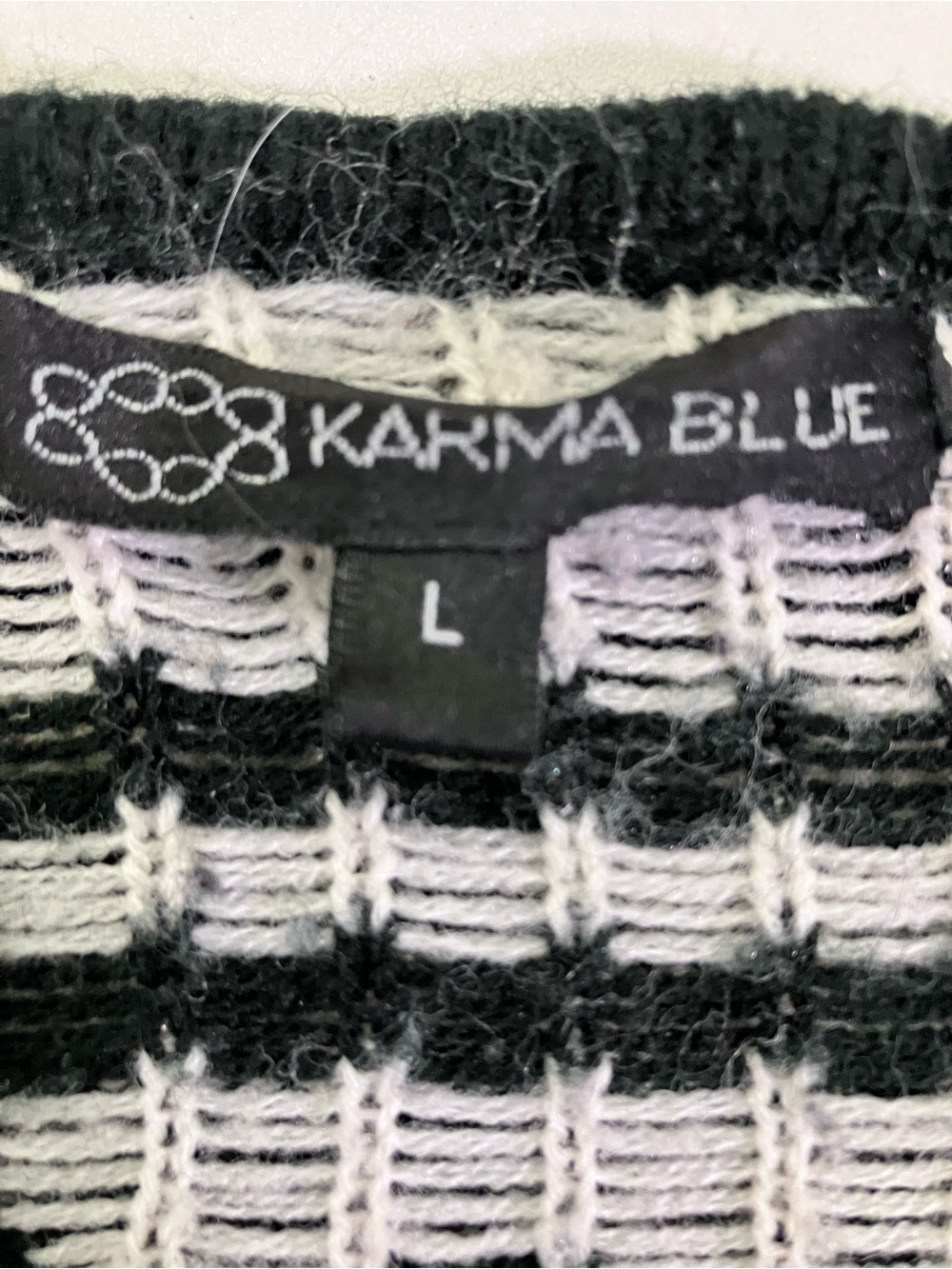 Black and White Skull Open Front Cardigan Size Large - Picture 3 of 5